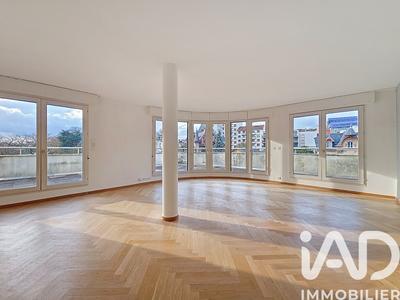 Appartement - 143 m² - 5 pièces