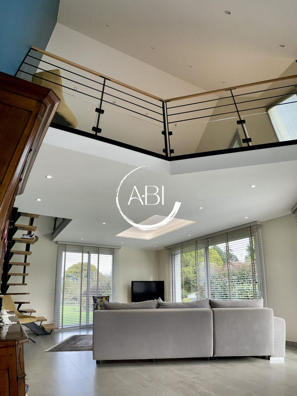 Maison contemporaine - 176 m² - 6 pièces