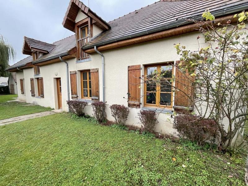 Maison - 102 m² - 6 pièces