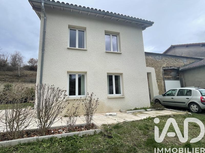 Maison - 92 m² - 4 pièces