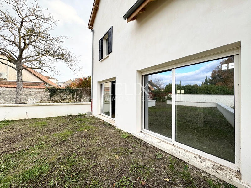 Maison - 150 m² - 6 pièces