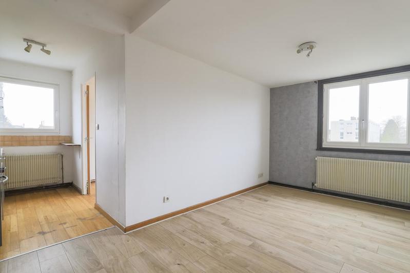 Immeuble - 106 m² - 6 pièces