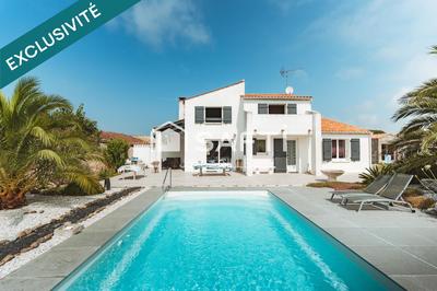 Maison - 200 m² - 6 pièces