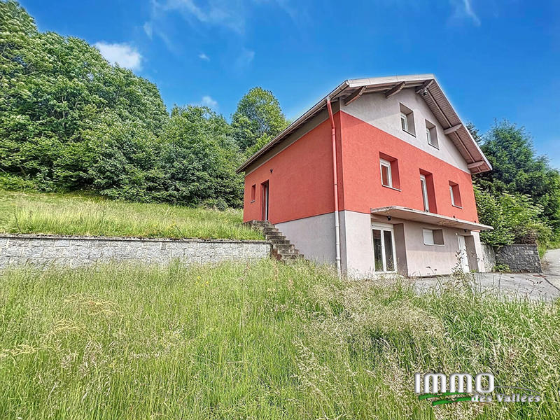 Maison - 106 m² - 4 pièces