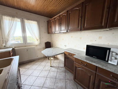 Appartement - 83 m² - 3 pièces