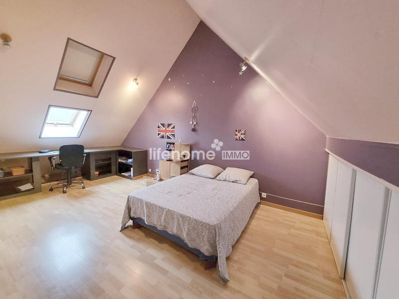 Maison - 167 m² - 7 pièces