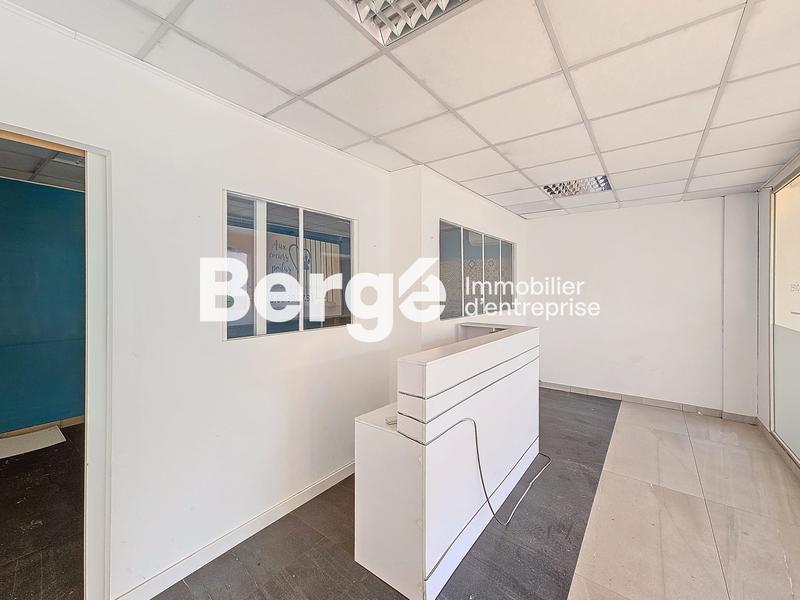 Local commercial - 229 m²