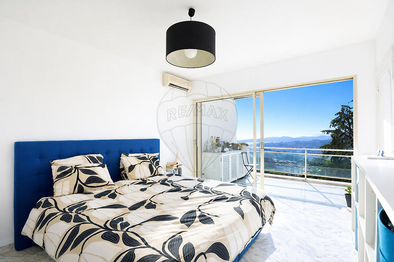 Appartement - 101 m² - 4 pièces