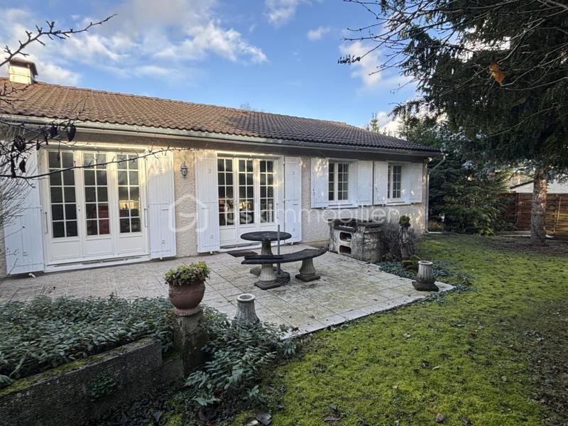 Maison traditionnelle - 128 m² - 5 pièces