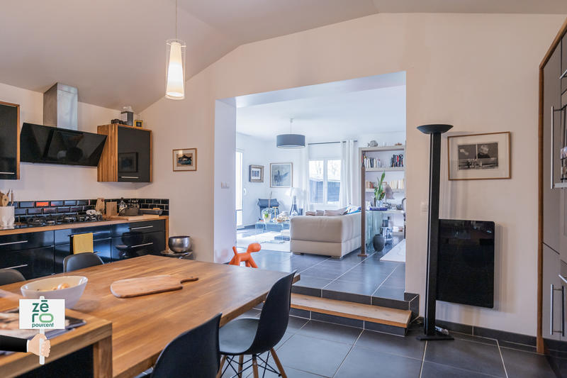 Maison - 143 m² - 5 pièces