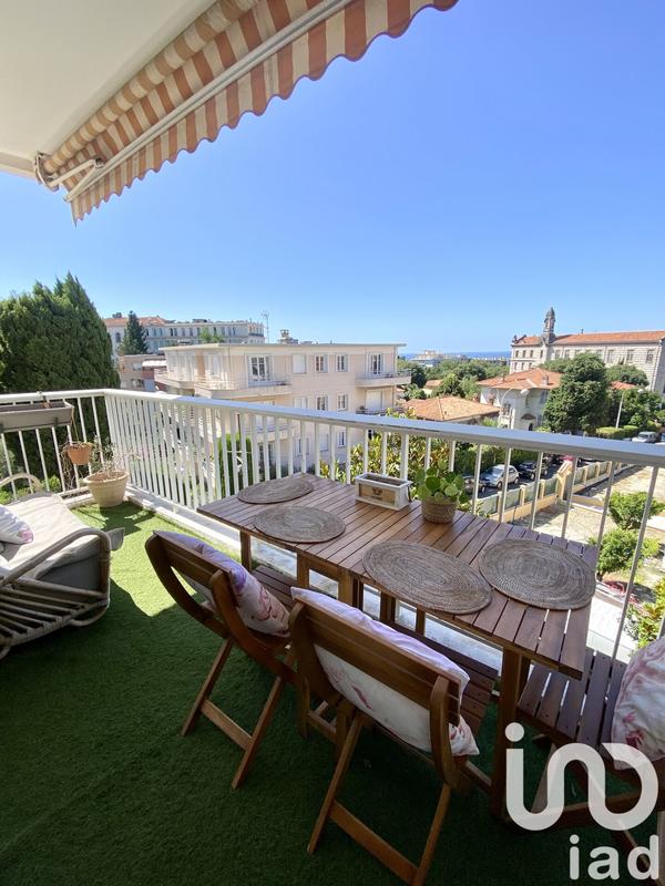 Appartement - 99 m² - 4 pièces