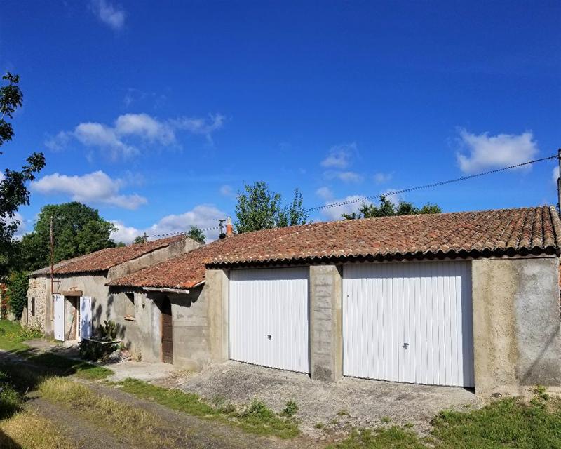 Parking / Garage - 120 m²