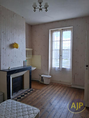 Maison - 150 m² - 7 pièces