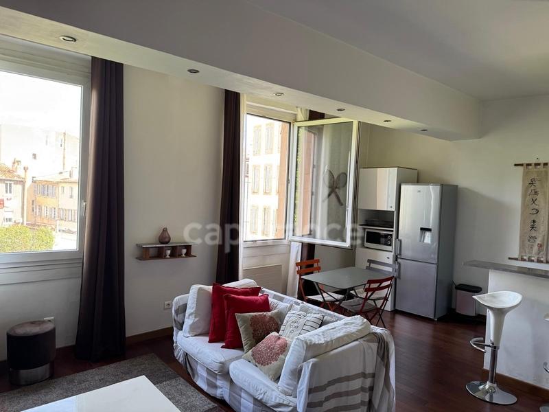 Studio - 34 m² - 1 pièce