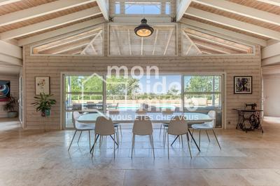 Maison contemporaine - 227 m² - 7 pièces