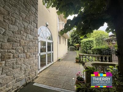 Studio - 28 m² - 1 pièce