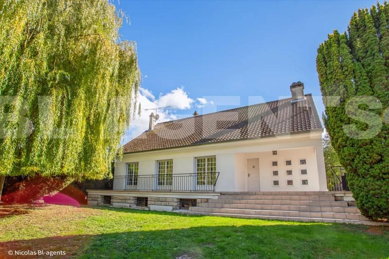 Maison - 182 m² - 6 pièces