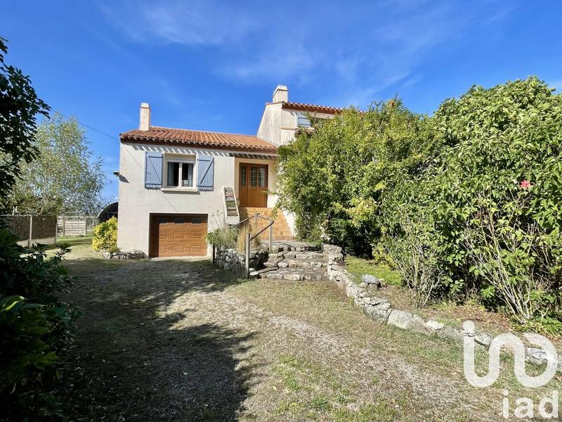 Maison - 149 m² - 8 pièces