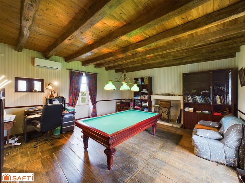 Maison - 185 m² - 7 pièces