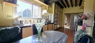 Maison - 190 m² - 5 pièces