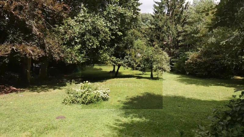 Propriété - 227 m² - 8 pièces