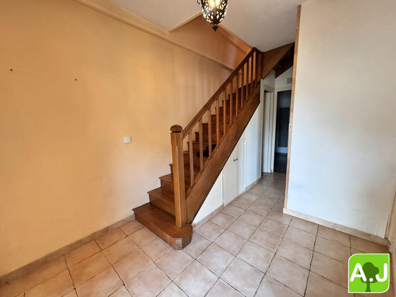 Maison - 97 m² - 4 pièces