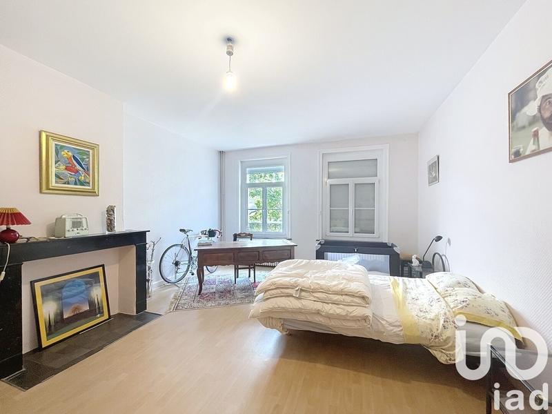 Maison - 312 m² - 9 pièces