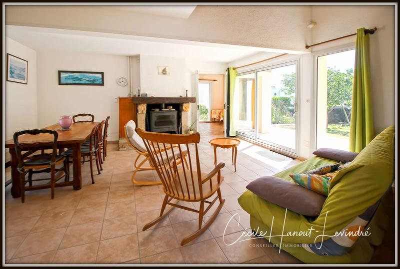 Maison - 110 m² - 6 pièces