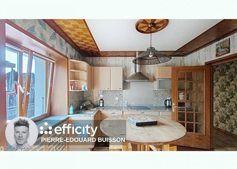 Maison - 154 m² - 7 pièces