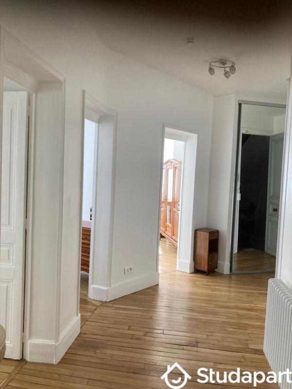 Chambre - 13 m² - 1 pièce