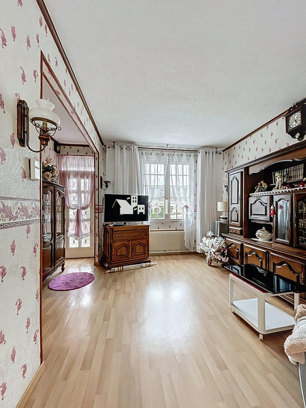 Maison - 74 m² - 5 pièces