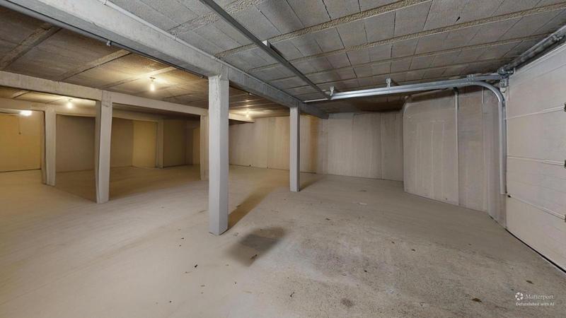 Maison - 251 m² - 6 pièces