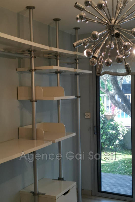 Villa - 250 m² - 7 pièces