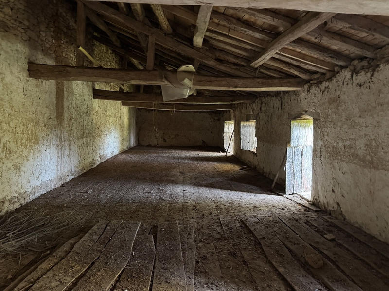 Maison - 200 m² - 4 pièces