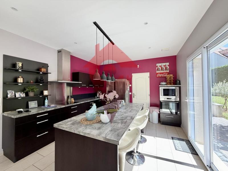 Maison - 150 m² - 7 pièces