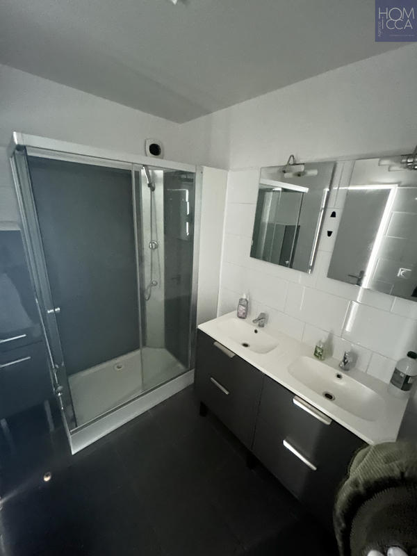 Appartement - 77 m² - 3 pièces