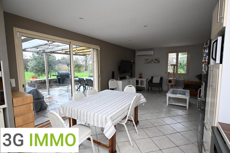 Villa - 100 m² - 6 pièces