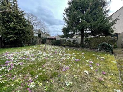 Terrain constructible - 327 m²