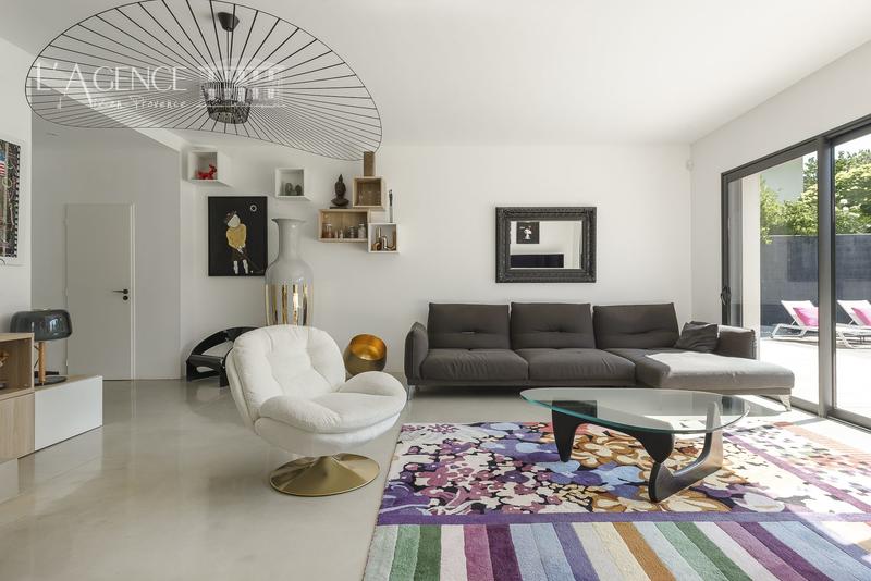 Maison - 170 m² - 6 pièces