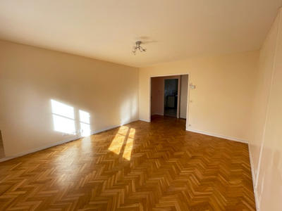 Appartement - 81 m² - 4 pièces