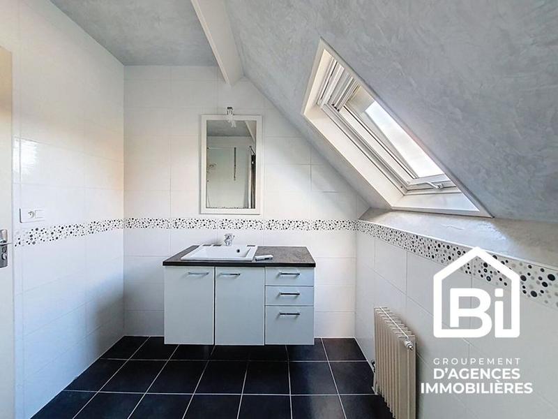 Maison - 100 m² - 6 pièces