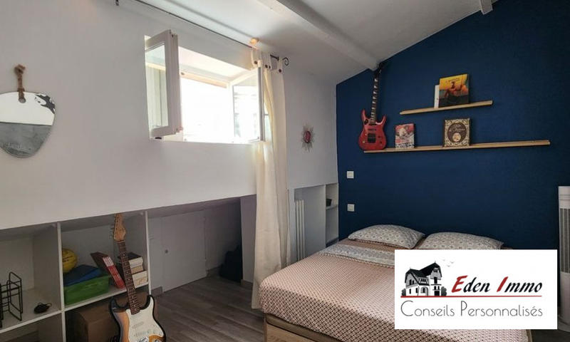 Appartement - 164 m² - 6 pièces