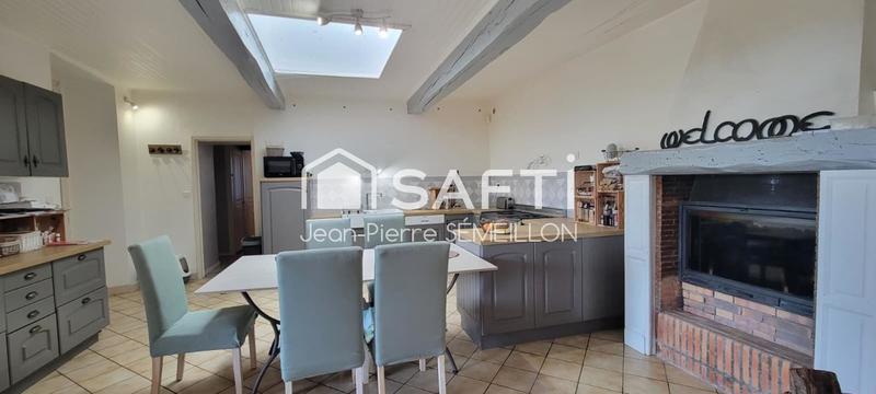 Maison - 222 m² - 8 pièces