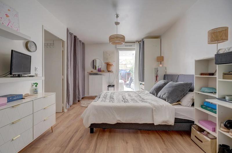 Appartement - 82 m² - 4 pièces