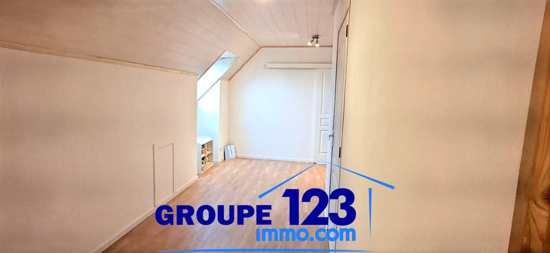Maison - 137 m² - 6 pièces