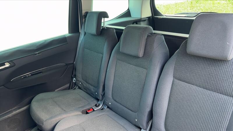 Peugeot 5008 1.6 E-HDi 115 Eat6 Allure