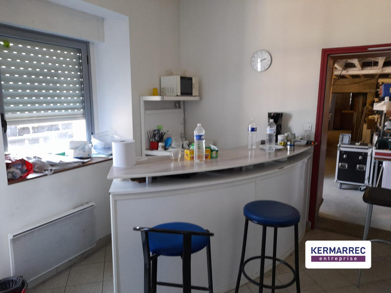 Local commercial - 910 m²