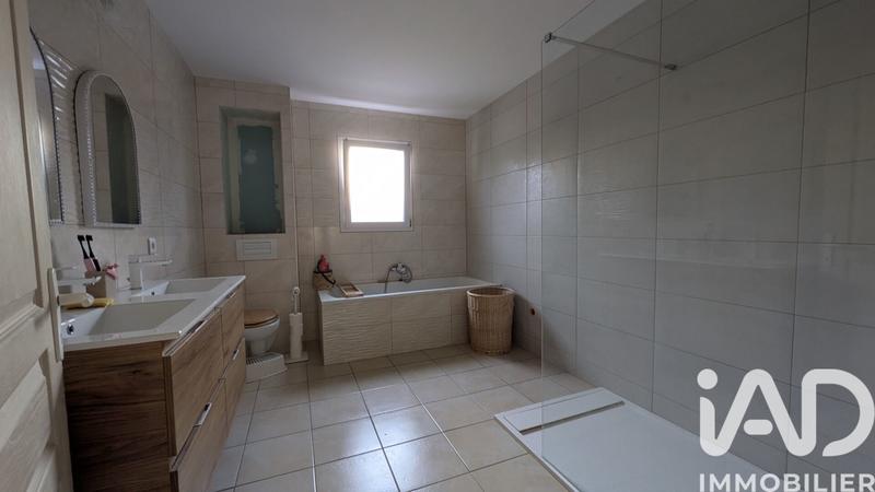 Maison - 165 m² - 7 pièces