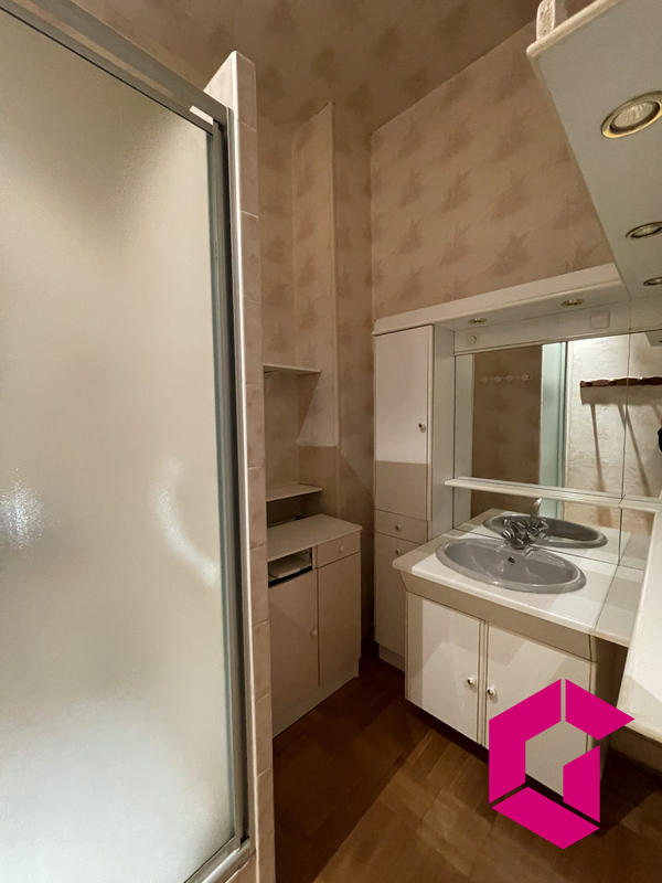 Appartement - 62 m² - 2 pièces