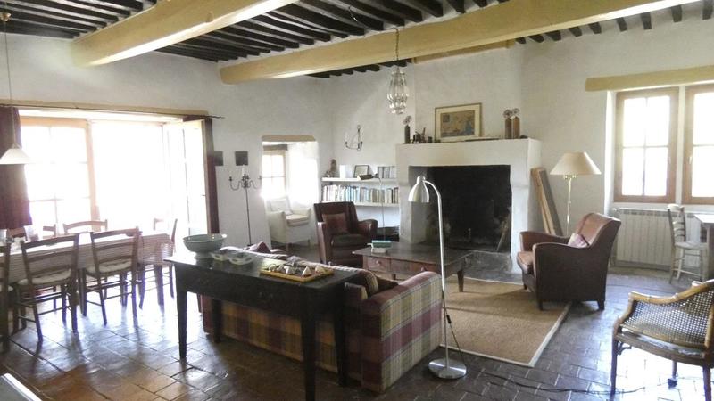 Propriété - 272 m² - 9 pièces